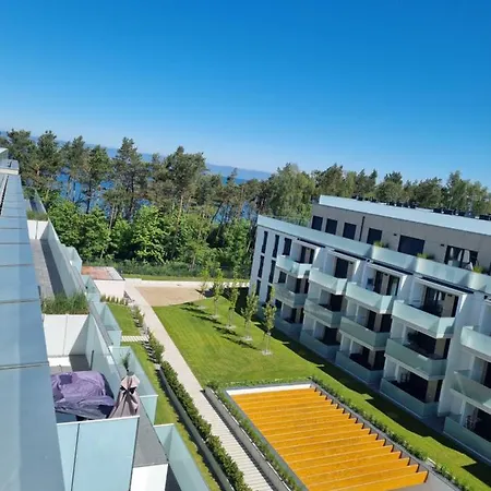 Z Tarasem 아파트 레왈